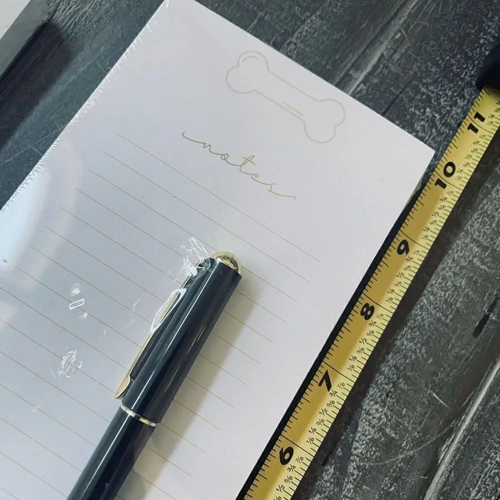 Magnetic “Notes” Dog Notepad List - Picture 2 of 2